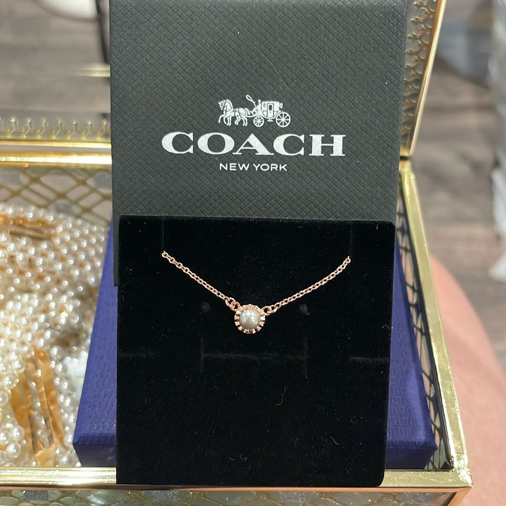 NWT COACH rose gold pearl necklace
